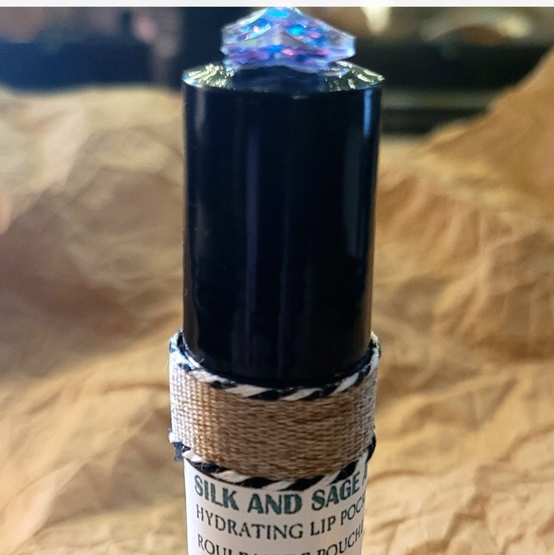 HYDRATING LIP POCKET ROLLER